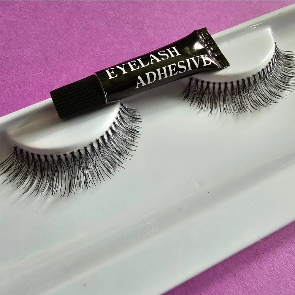 False eyelashes 10 pack of Amorette with adhesive. 100% Human Hair